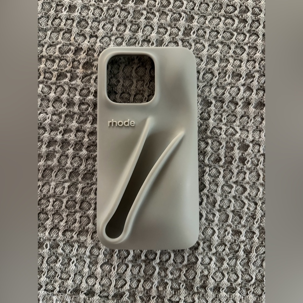 RHODE Silicone Phone Case with Grip Strap - Light Gray